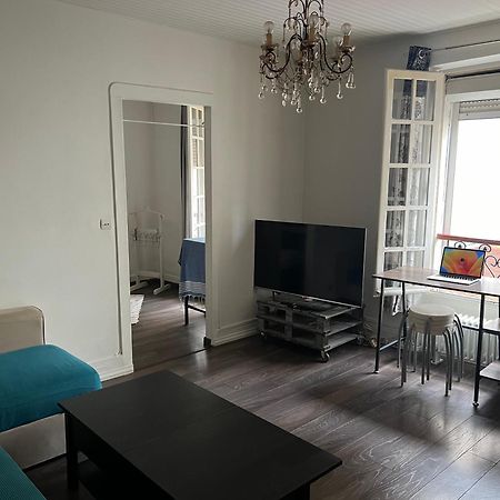 Appartamento Le Nid Douillet En Plein Centre Levallois-Perret Esterno foto