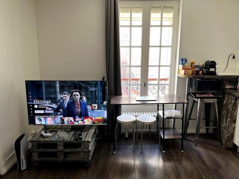 Appartamento Le Nid Douillet En Plein Centre Levallois-Perret Esterno foto