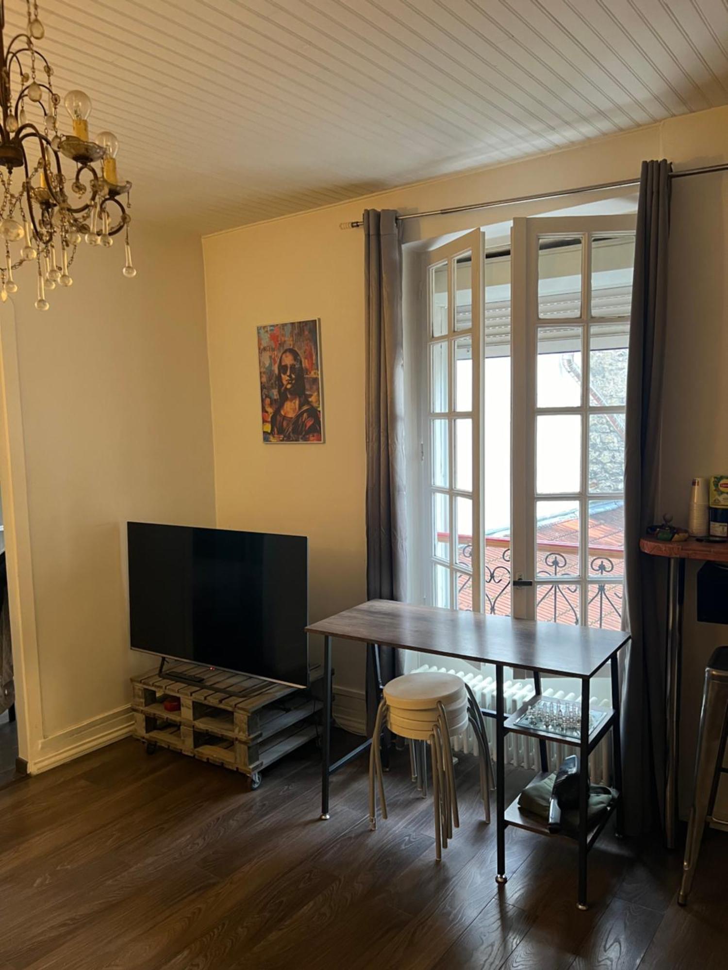 Appartamento Le Nid Douillet En Plein Centre Levallois-Perret Esterno foto